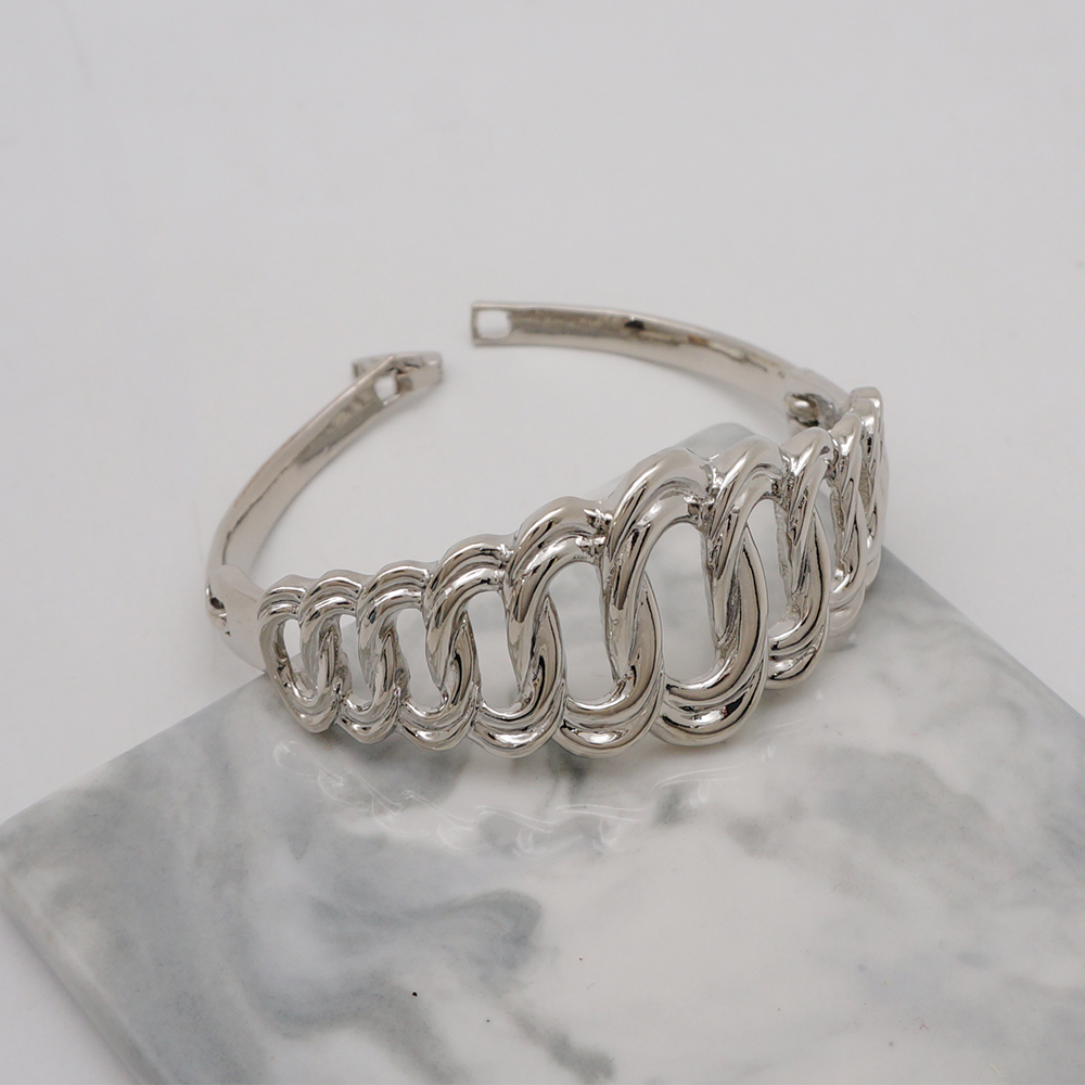 Trend Dubai Sliver Color Jewel - Women Accessories Dubai ulasan dan harga
